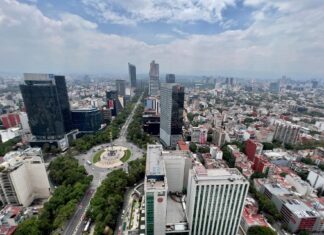 A economia mexicana perde fôlego, mas se mantém à tona