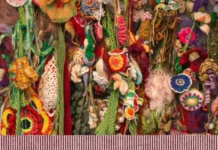 Exposição gratuita reúne artistas da América Latina e discute arte e política