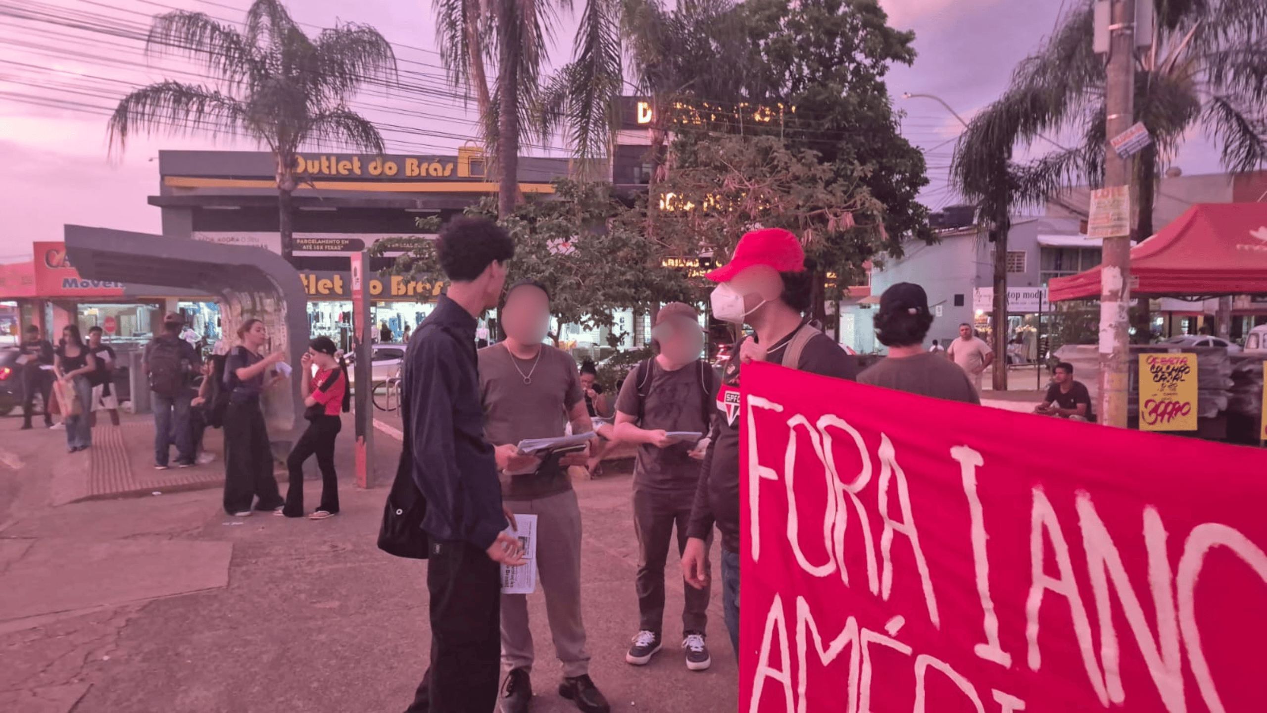 Atividade de agitação e mobilização da Liga Anti-imperialista no Distrito Federal. (Foto: AND)